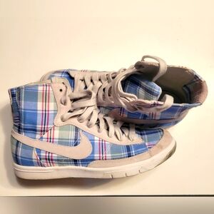 Nike Women's Blazer Mid Size 10